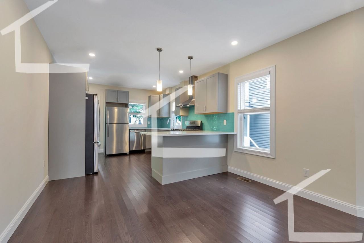 157 4th St - Photo 7 of 40