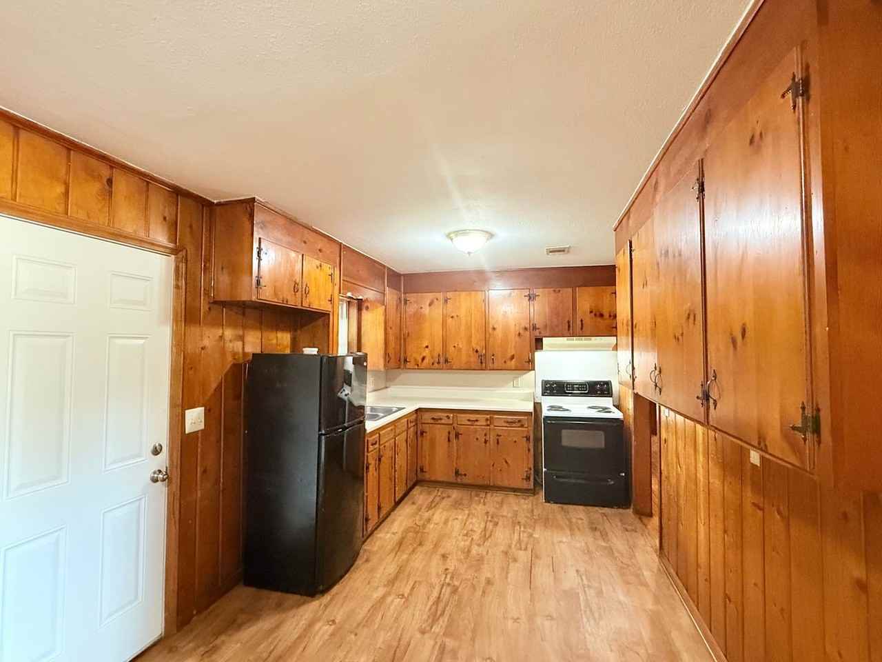 8785 Jernigan Rd #EGR - Photo 4 of 14