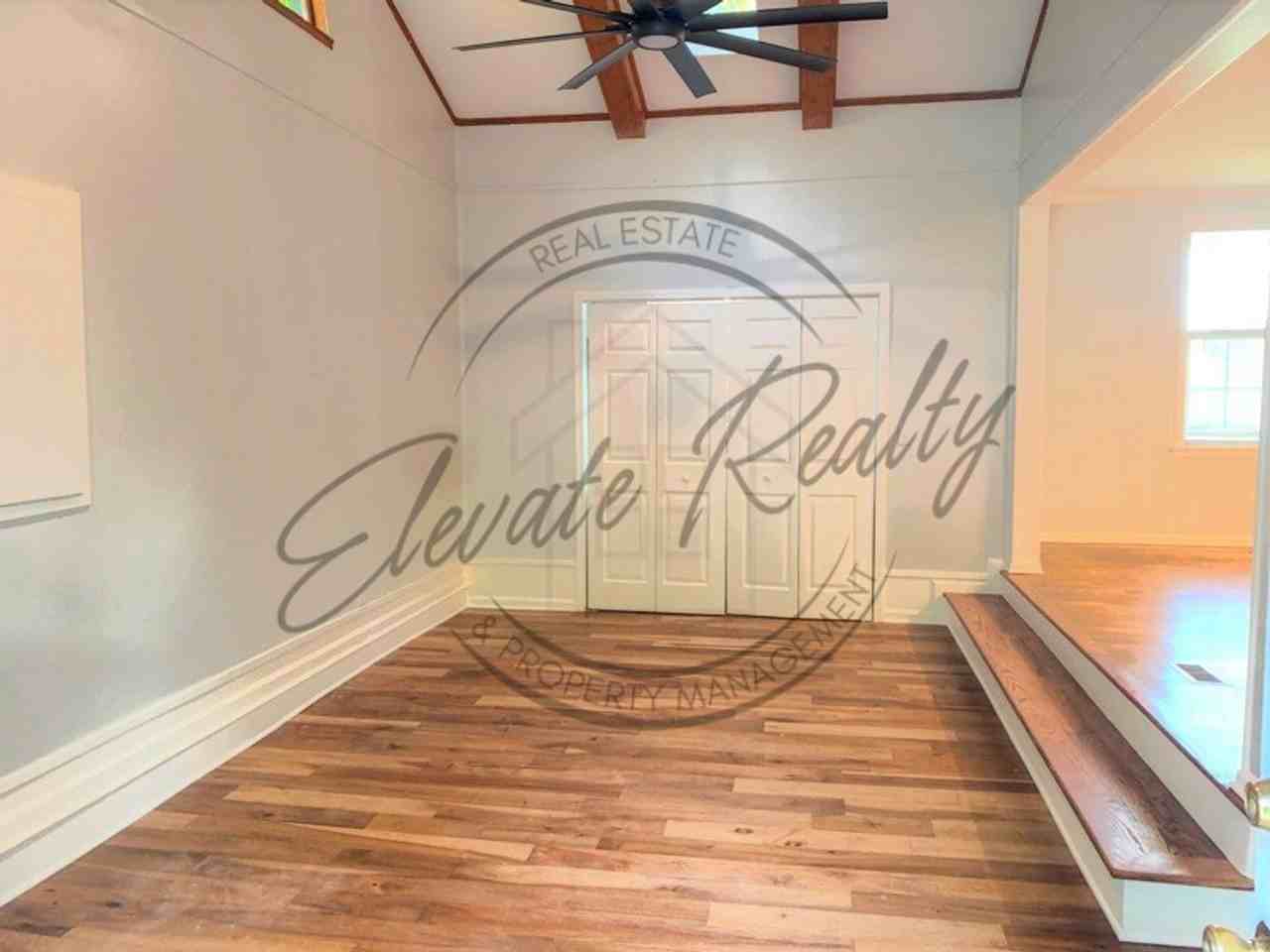 8132 Bonnafair Dr - Photo 2 of 14