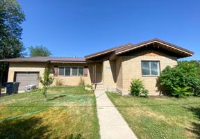 featured image of 219 S 300 East St