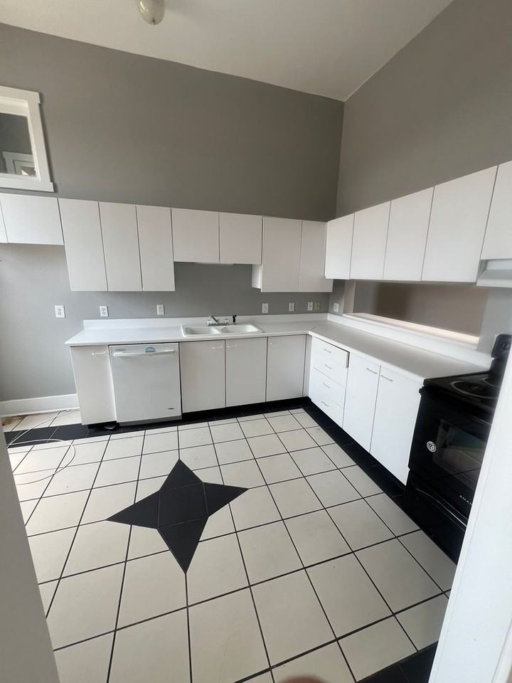 632 Sycamore St - Photo 7 of 8