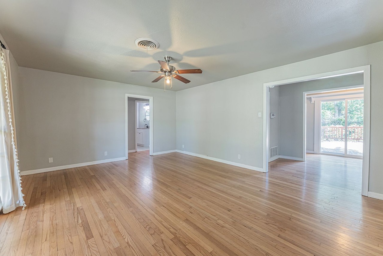 1020 N 15th St - Photo 2 of 45