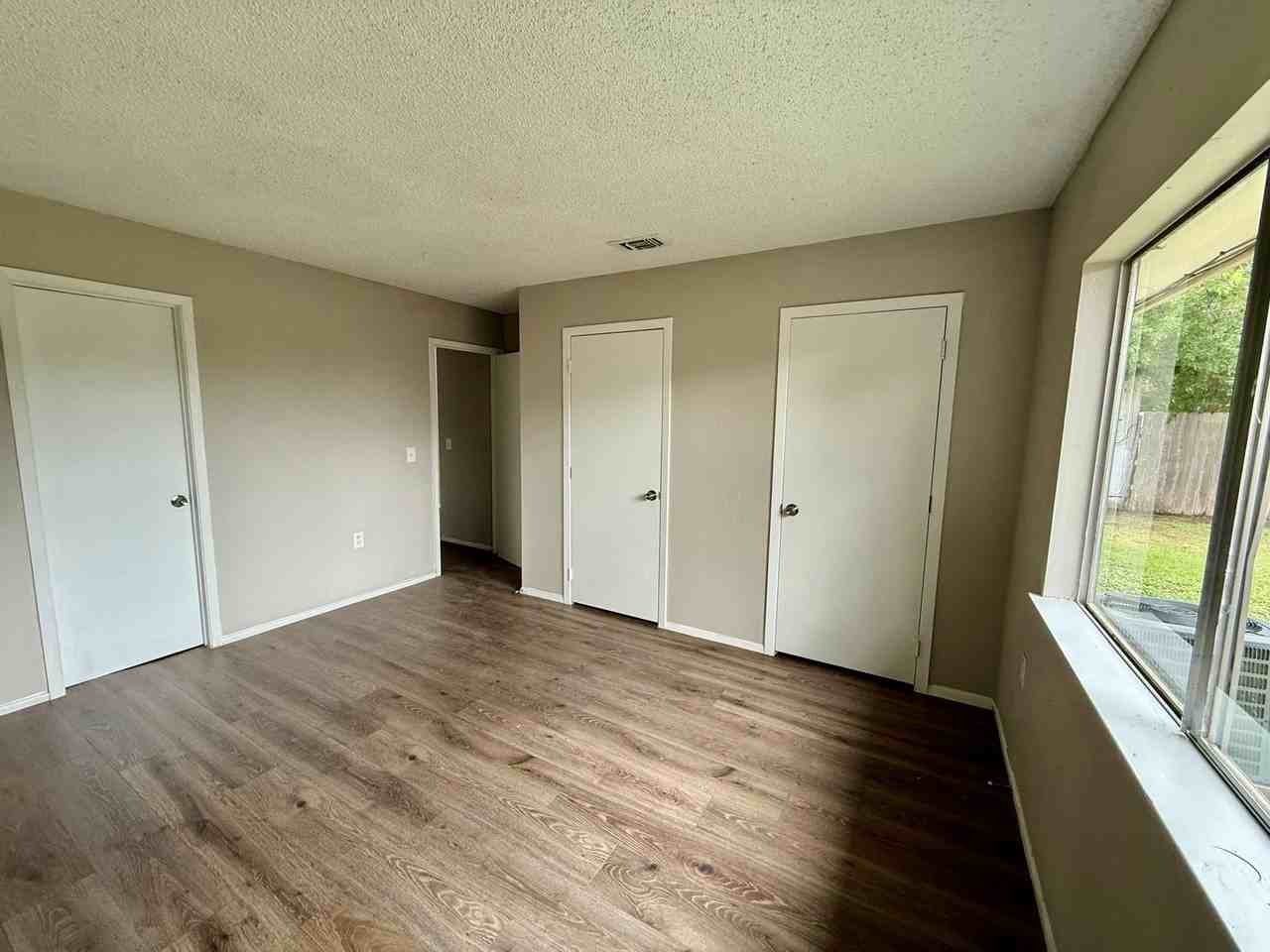 3547 Lake Tahoe - Photo 6 of 9