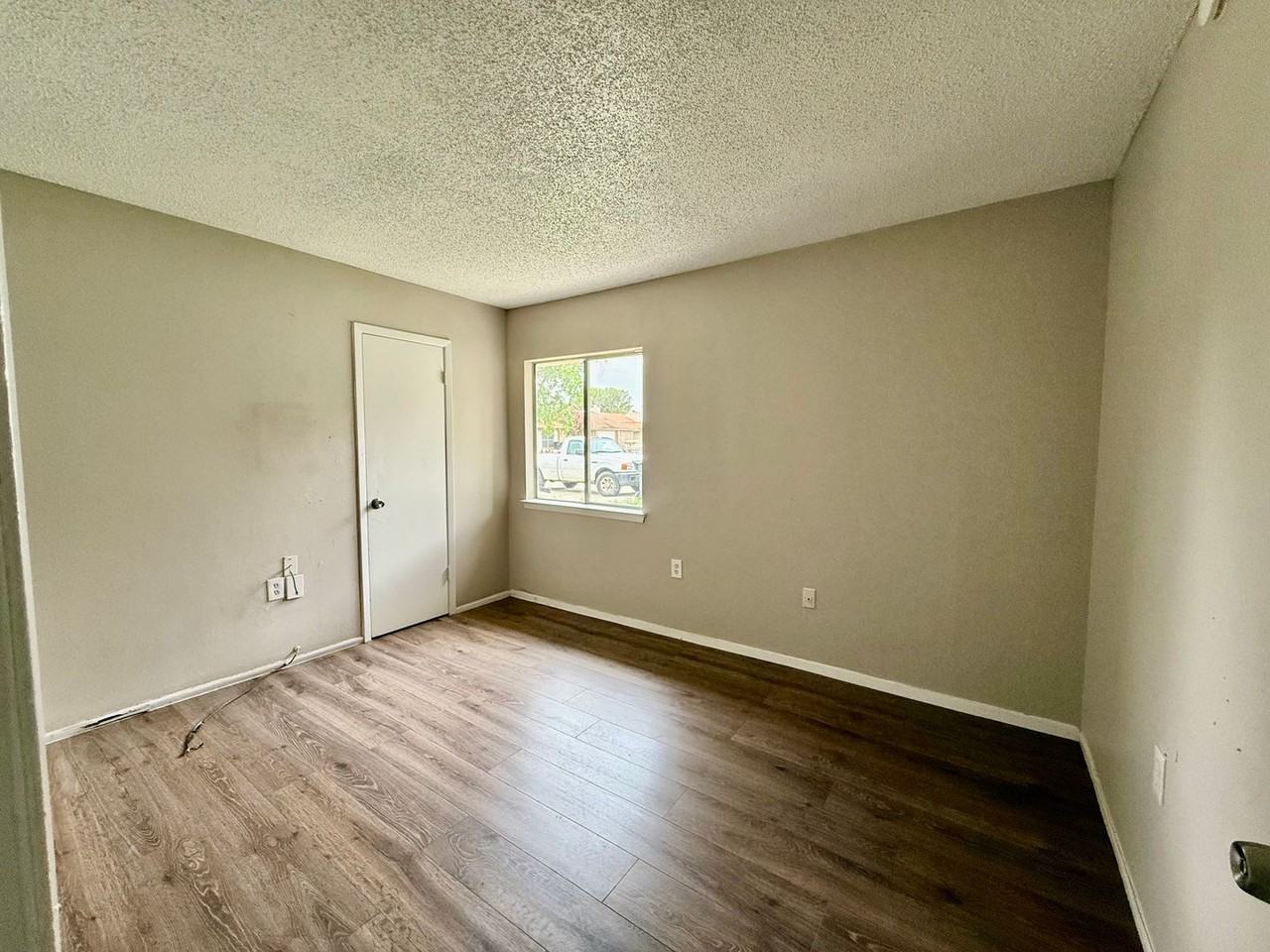 3547 Lake Tahoe - Photo 7 of 9