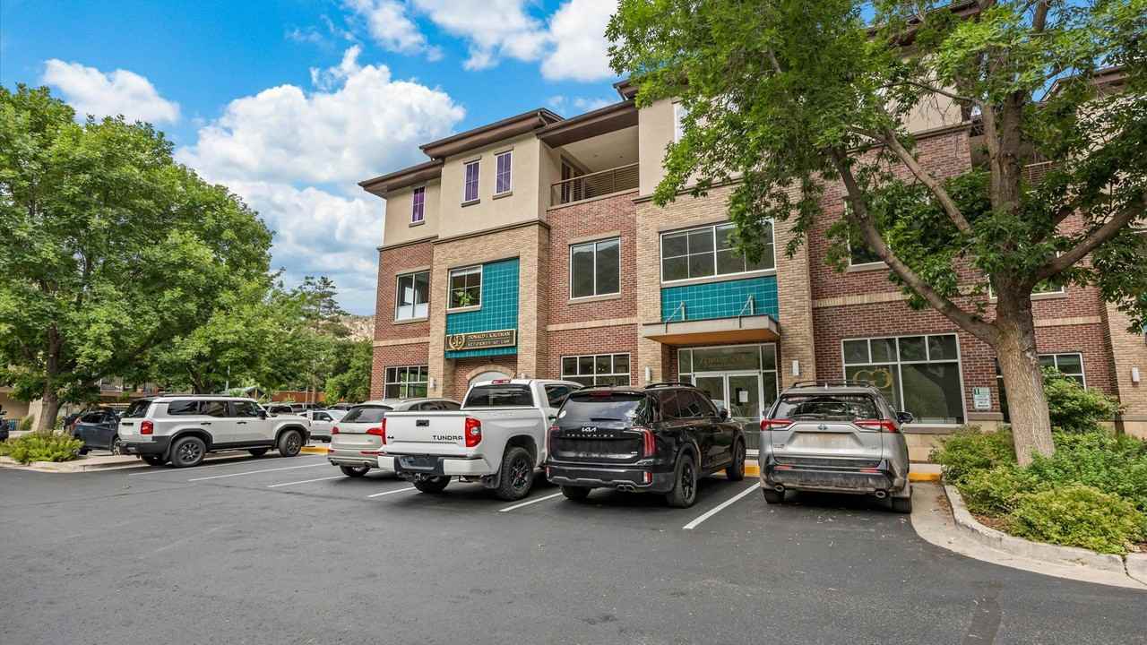 2520 Grand Ave #302 - Photo 2 of 24