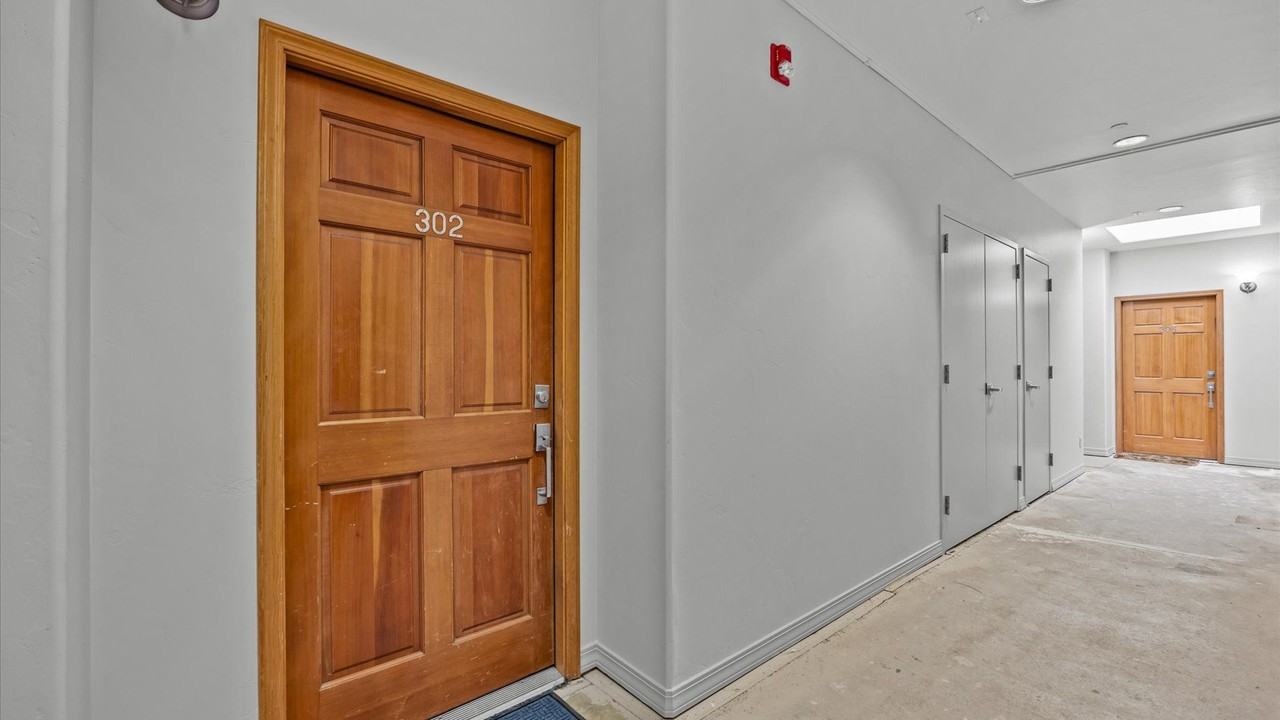 2520 Grand Ave #302 - Photo 4 of 24