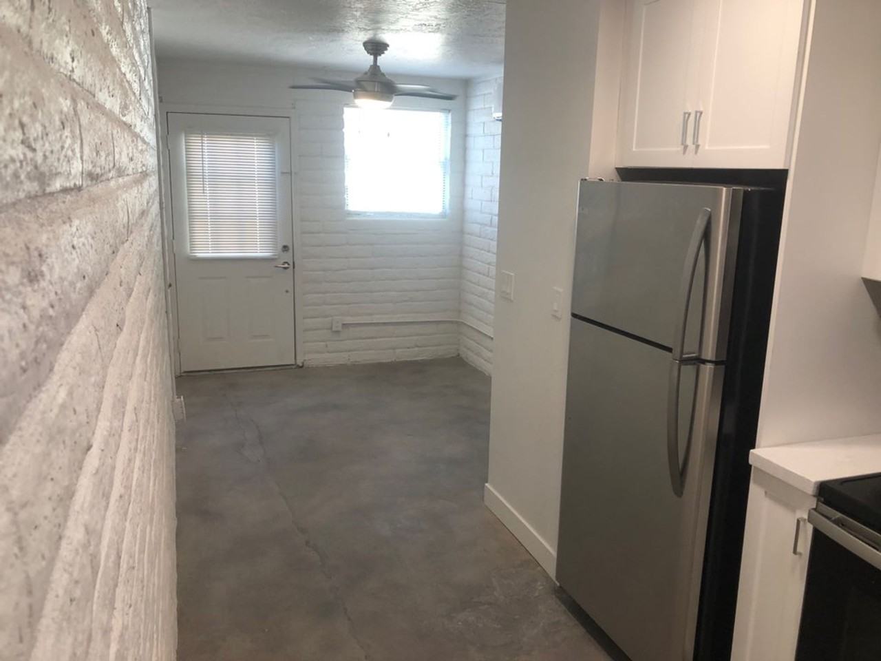 328 East Willetta Street - Photo 4 of 47