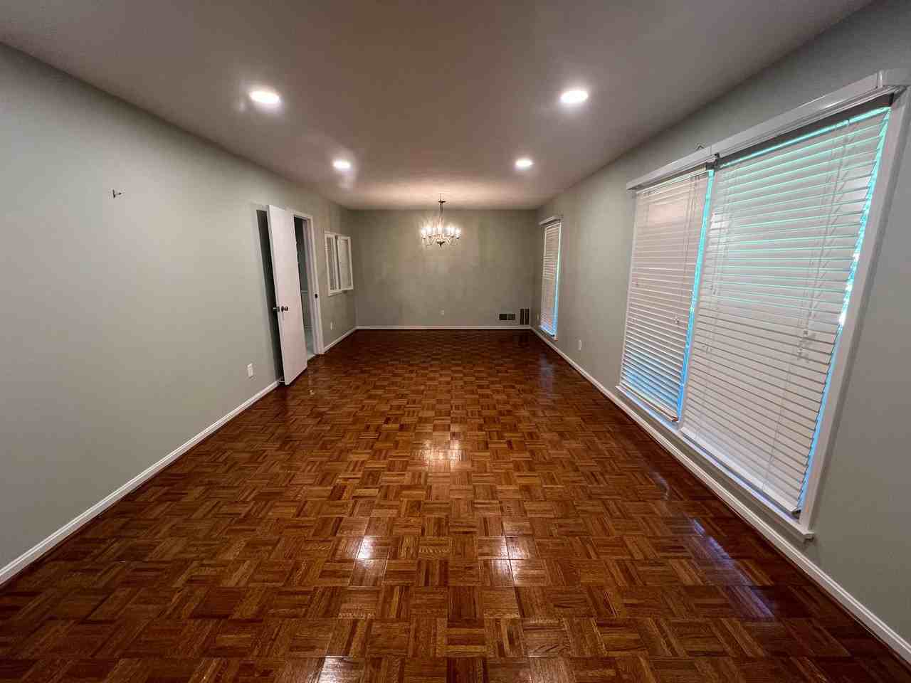5704 Harborview Ln - Photo 6 of 45