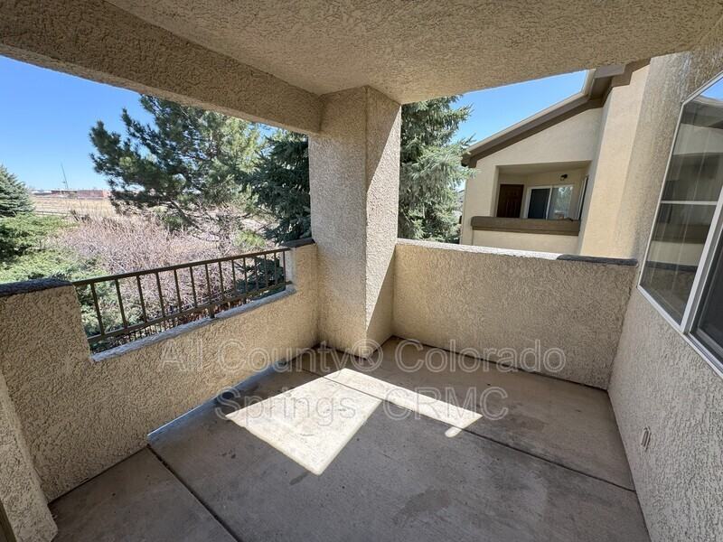 3975 Riviera Grv #202 - Photo 6 of 32