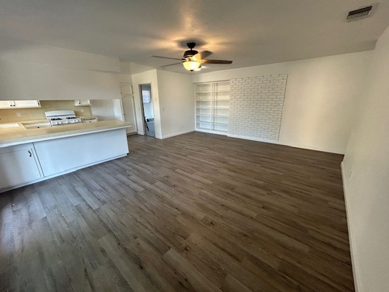 3437 W Tulare Ave - Photo 4 of 25