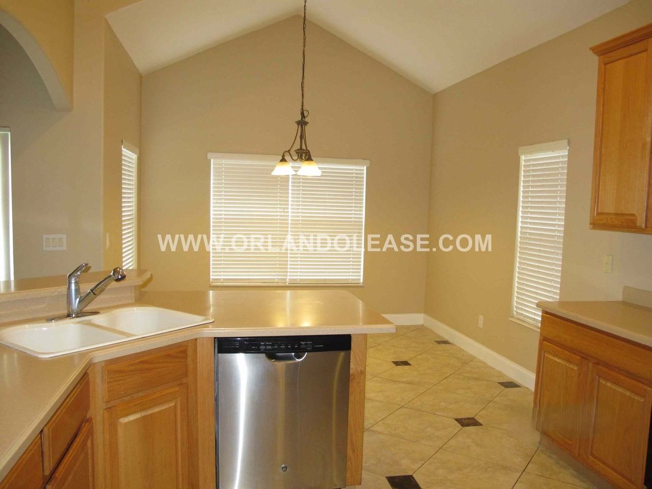 6828 Lucca St - Photo 7 of 26