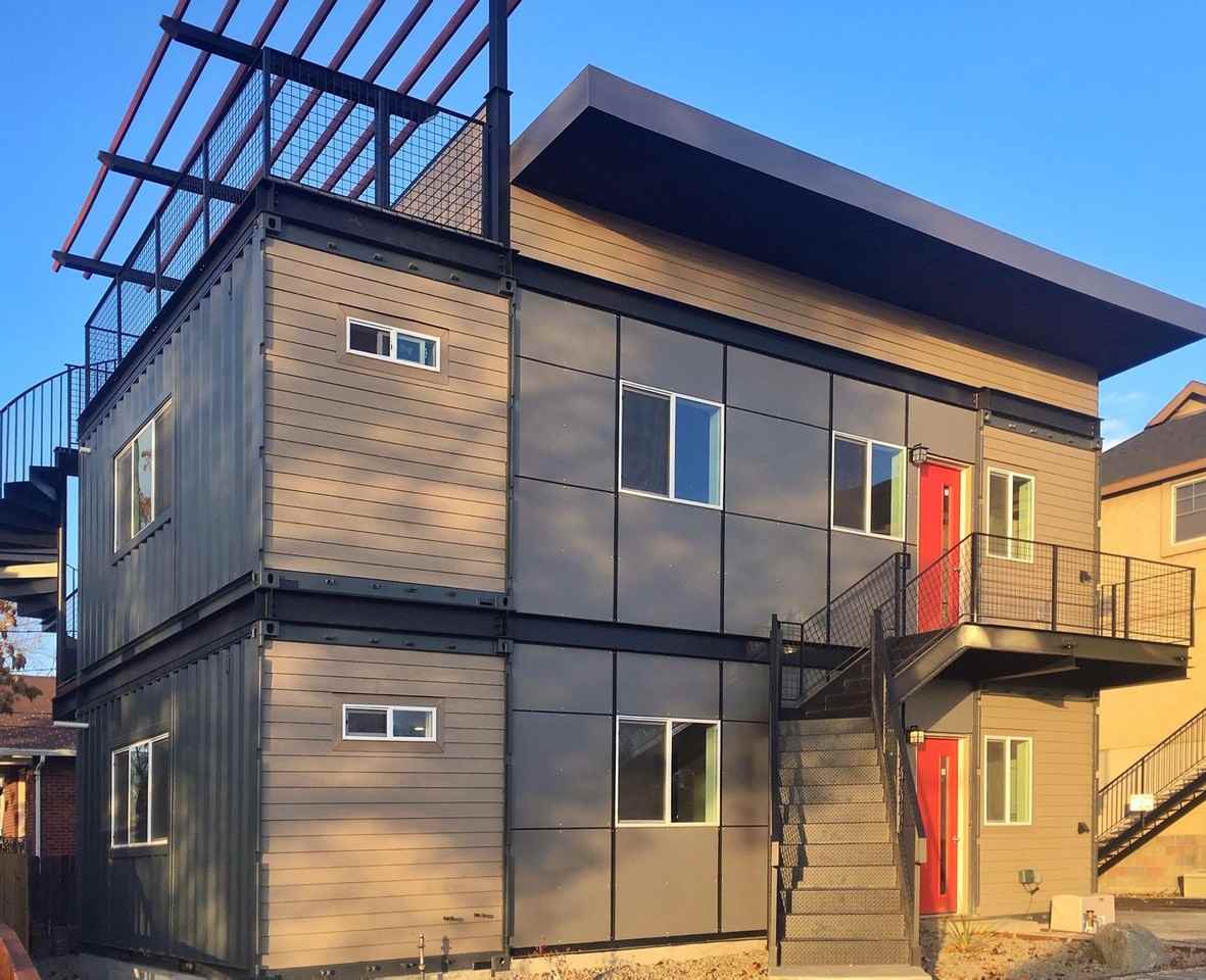 451 Holcomb A/B - Photo 3 of 3