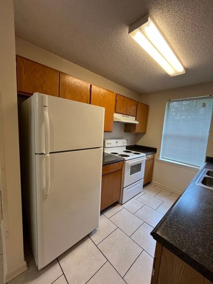 441 Admirals Walk Dr - Photo 6 of 22