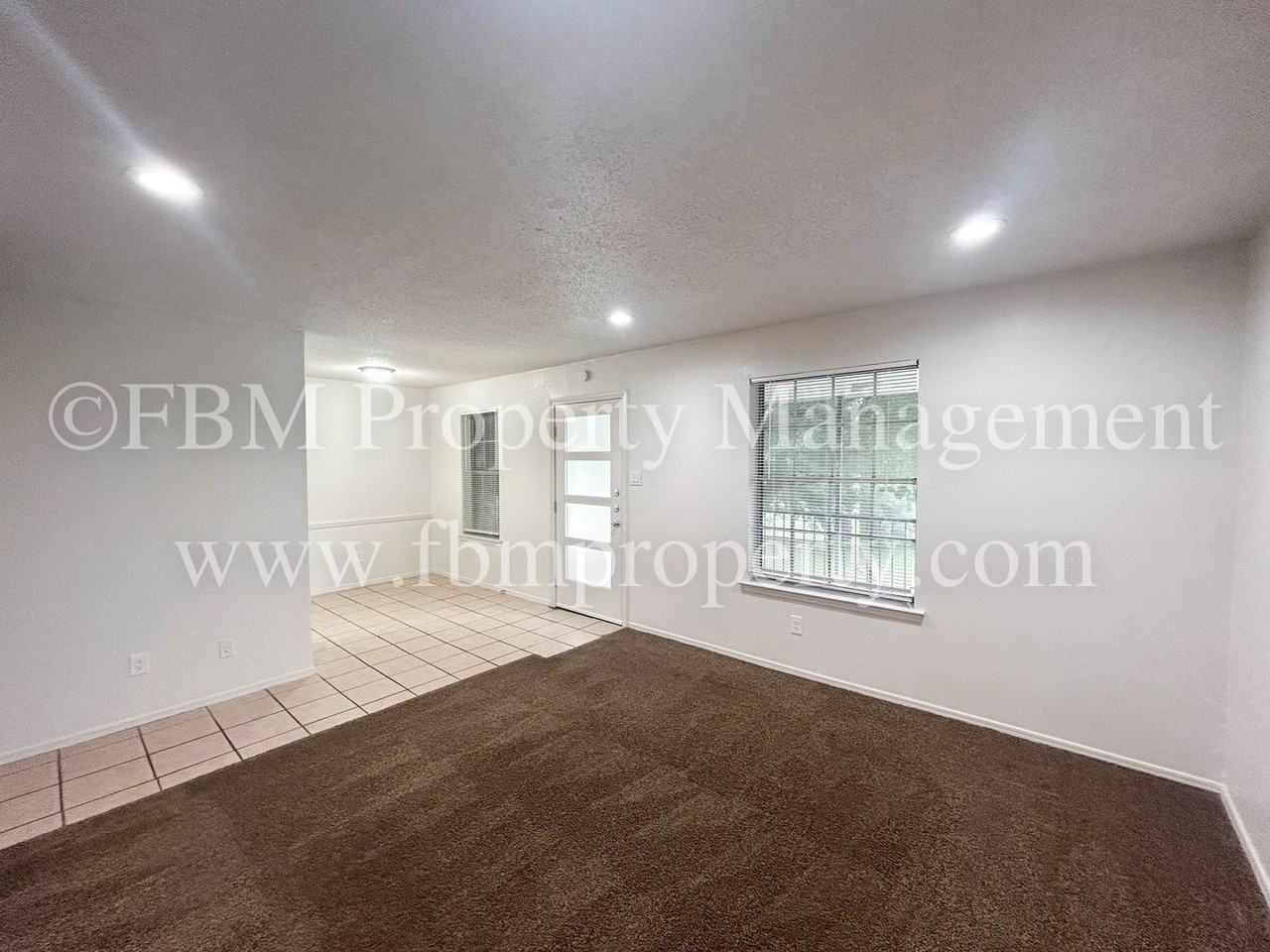 1401 N Clay St #G - Photo 4 of 15