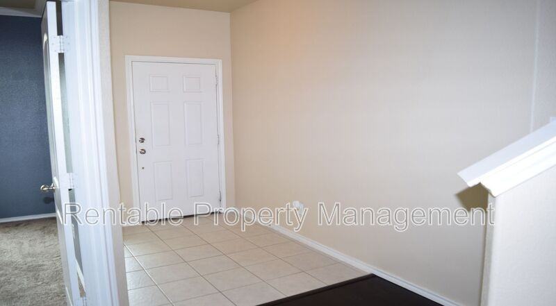 3136 Rockwell Ln - Photo 2 of 27