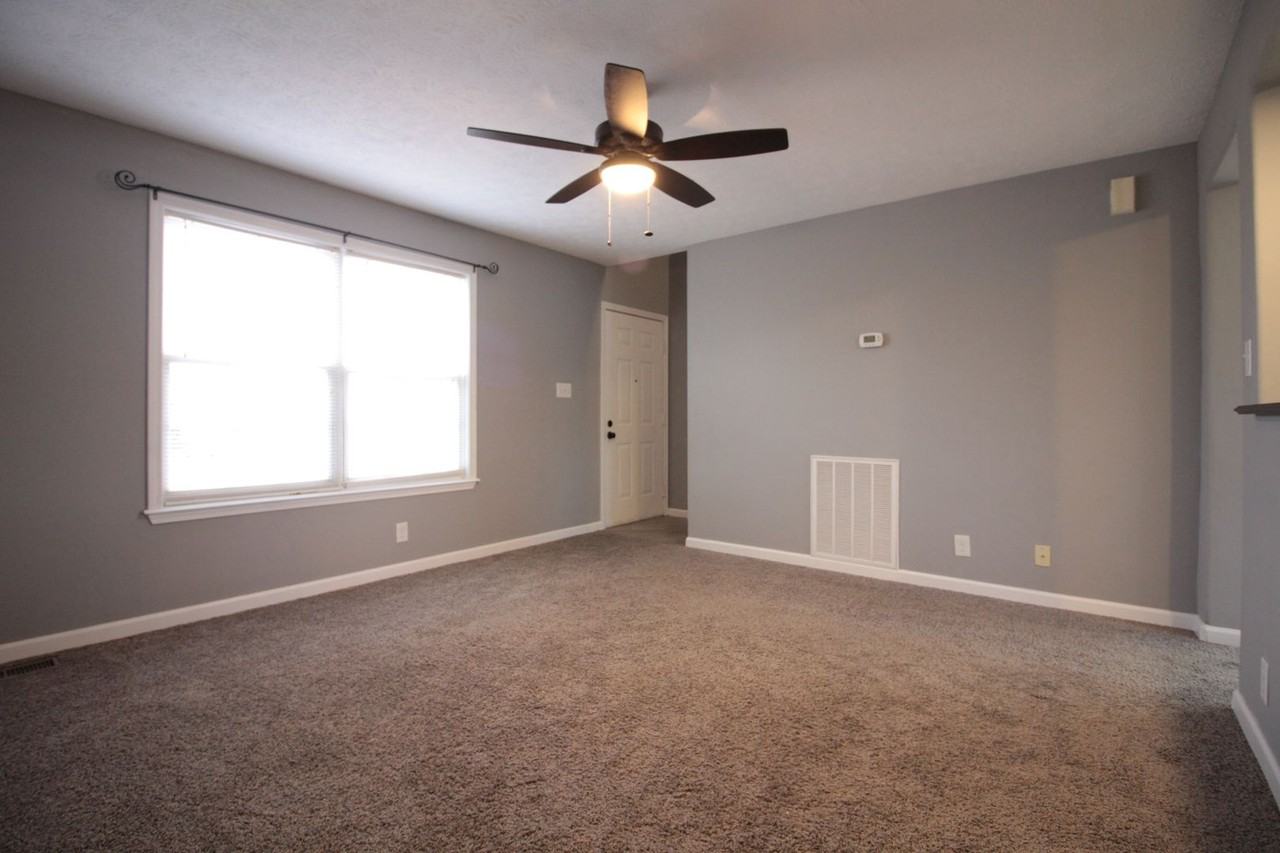 135 Waterford Drive - Photo 3 of 19