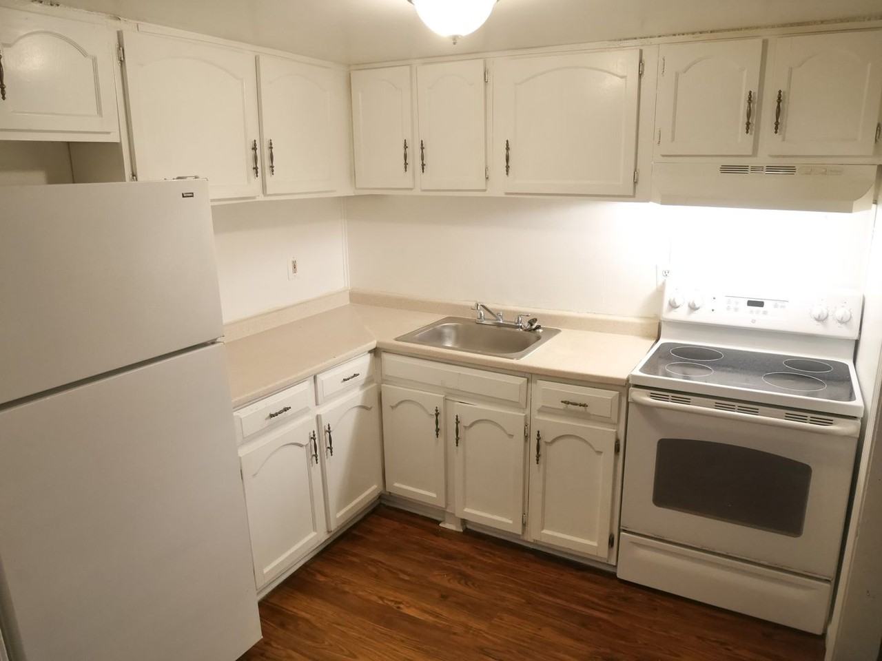 351 Willow Dr - Photo 6 of 18