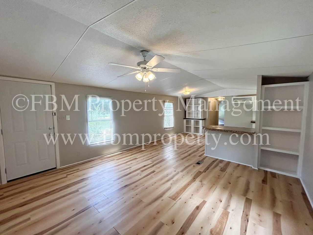 332 Stacks Rd - Photo 3 of 17