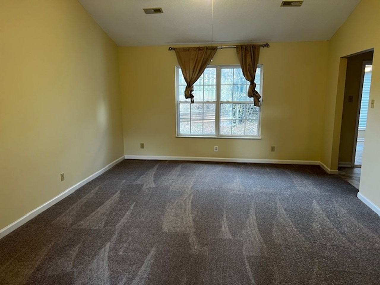 115 Rouen Ct - Photo 5 of 20