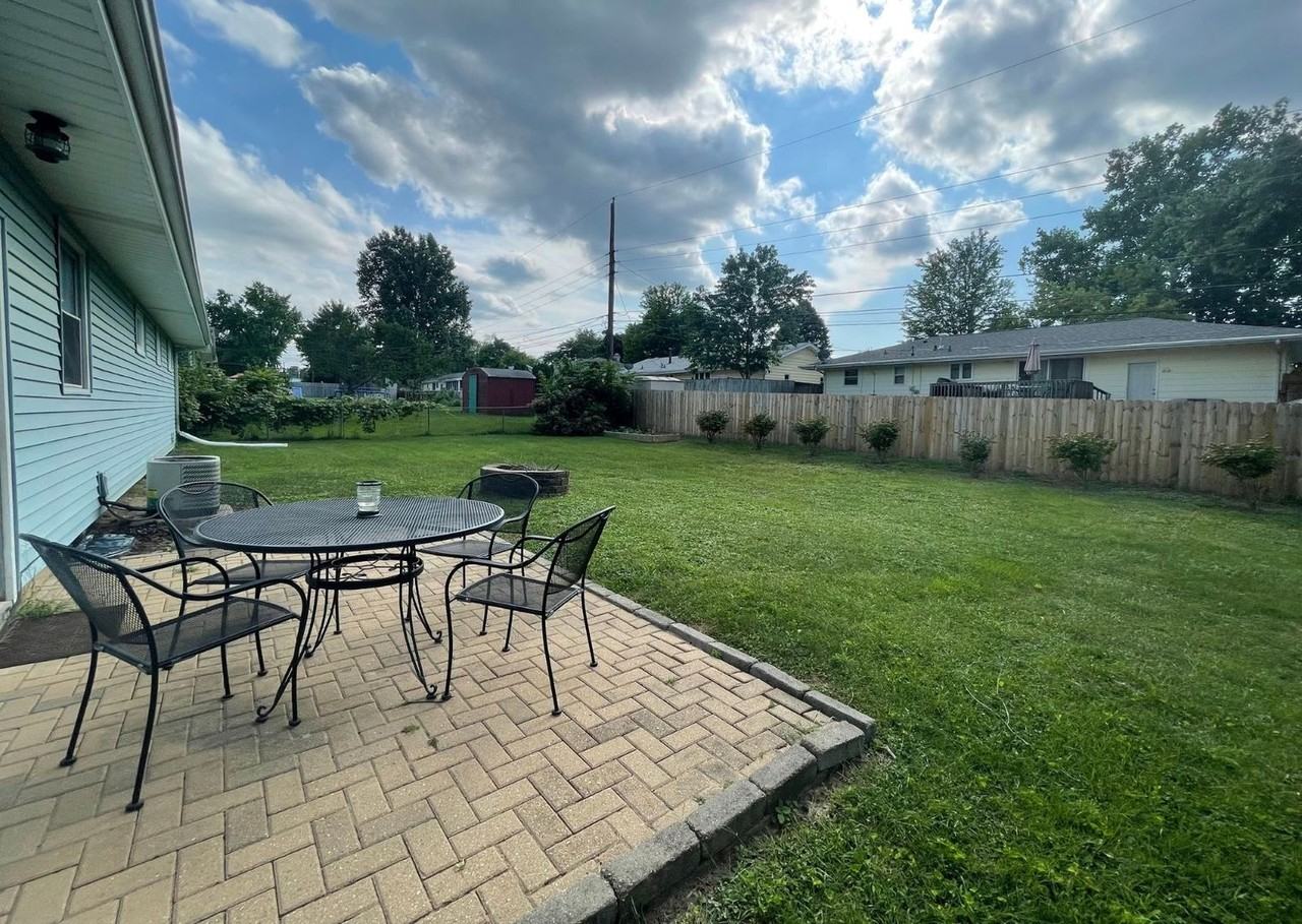 1503 Bunn St - Photo 3 of 15