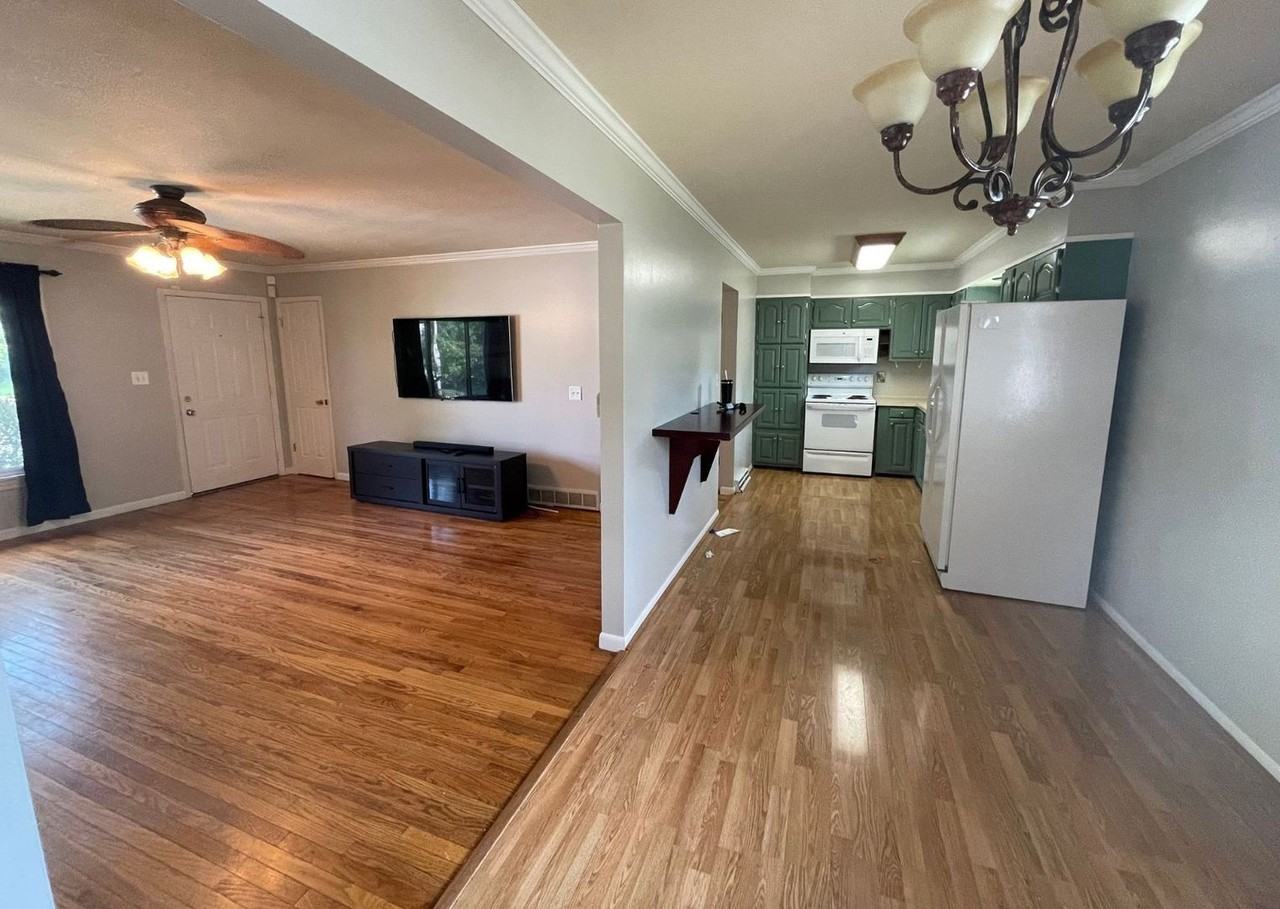 1503 Bunn St - Photo 7 of 15