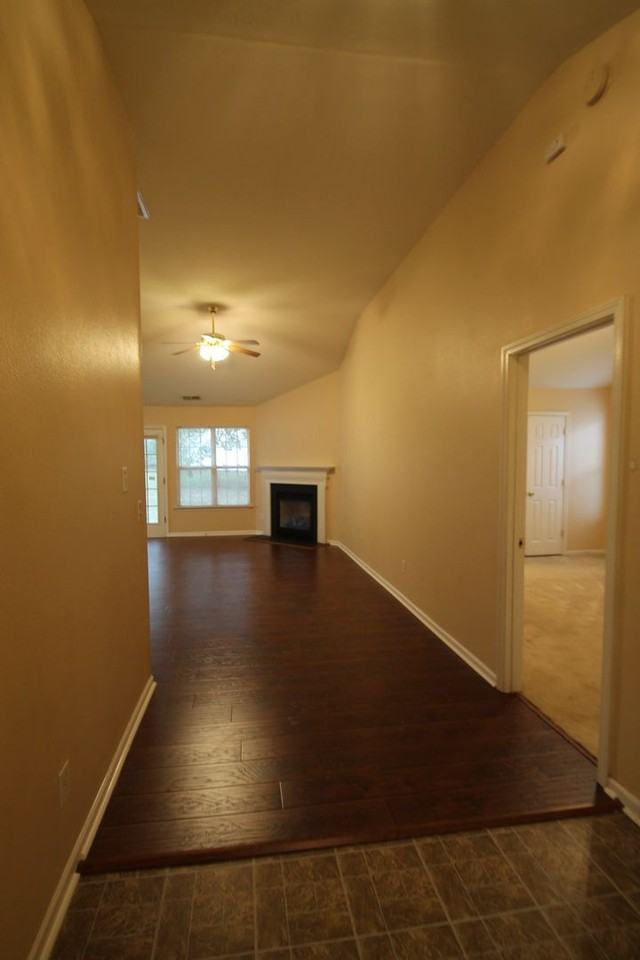 1281 Spring View Ct - Photo 2 of 25