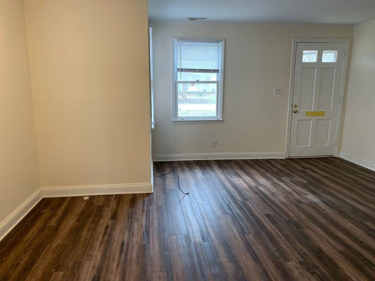 712 Hartford Rd - Photo 5 of 12