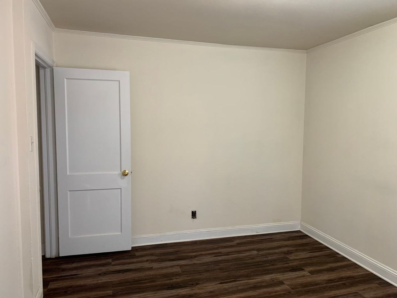 712 Hartford Rd - Photo 6 of 12
