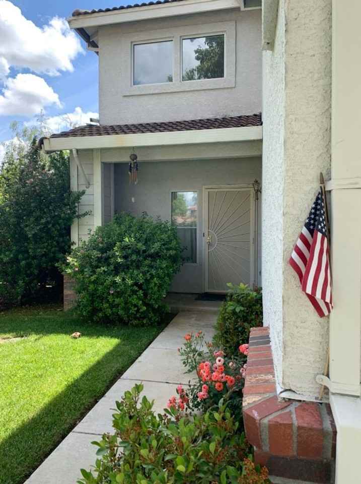 2838 Mallorca Ln - Photo 2 of 17