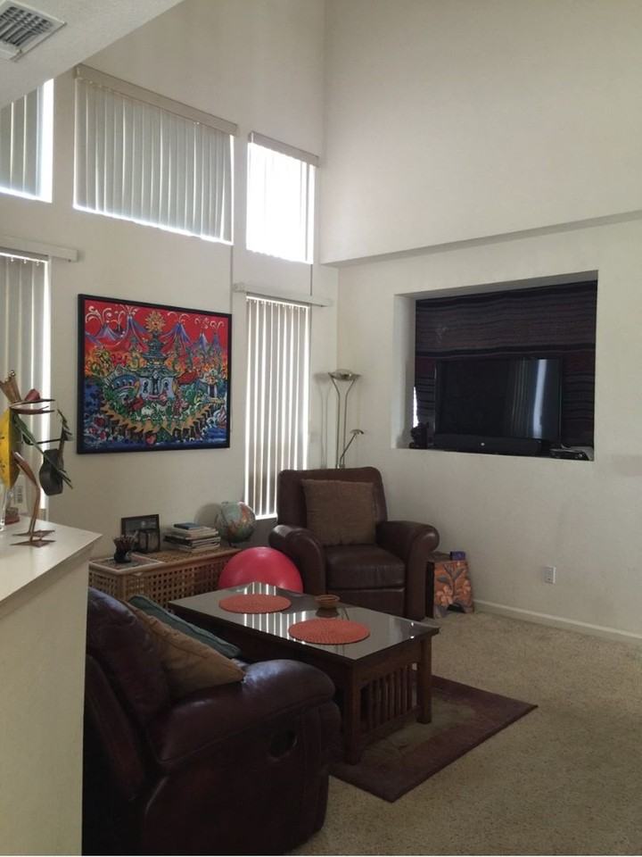 2838 Mallorca Ln - Photo 4 of 17