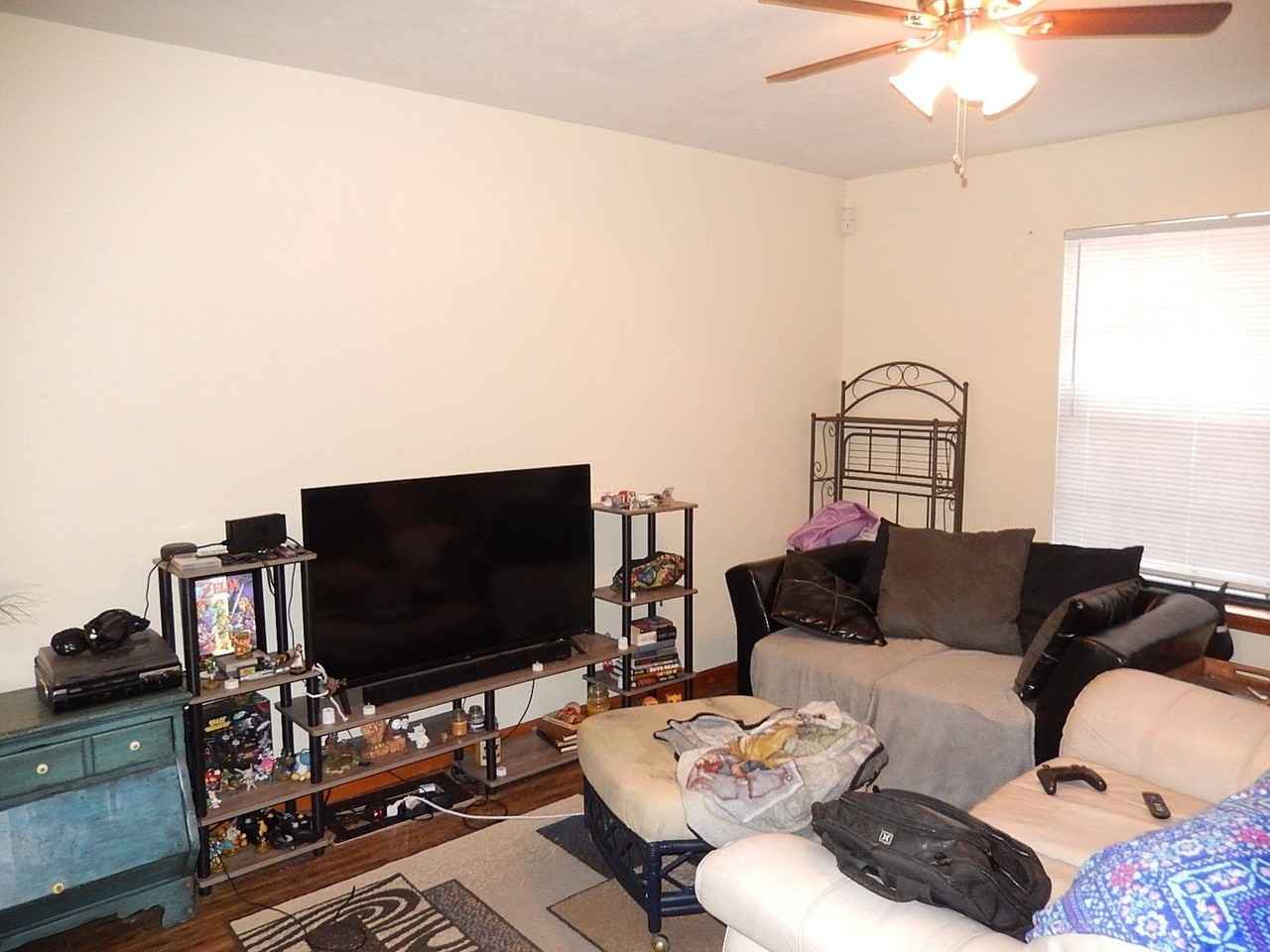 2303 Hartsfield Way - Photo 3 of 20