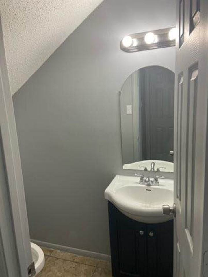 Room to Rent - Photo 4 of 10