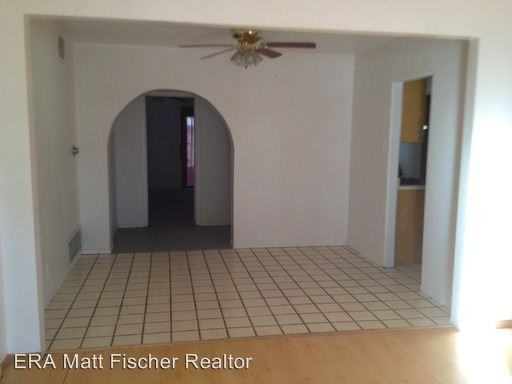 1870 S 9th Ave - Photo 2 of 10