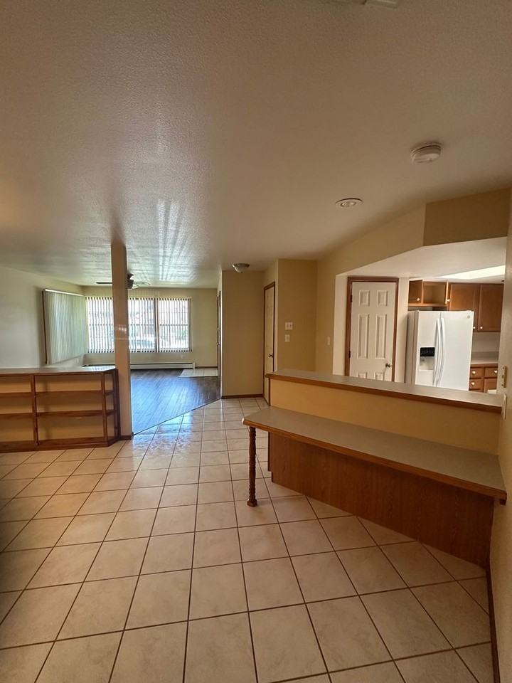 2838 Grand Falls Cir #B - Photo 7 of 18