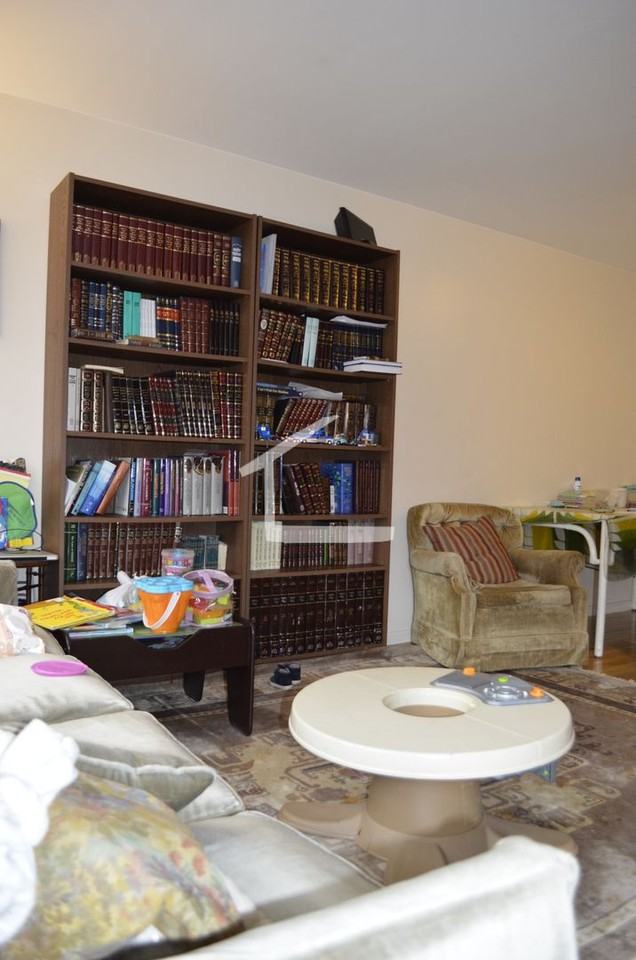 41 Union St - Photo 4 of 15