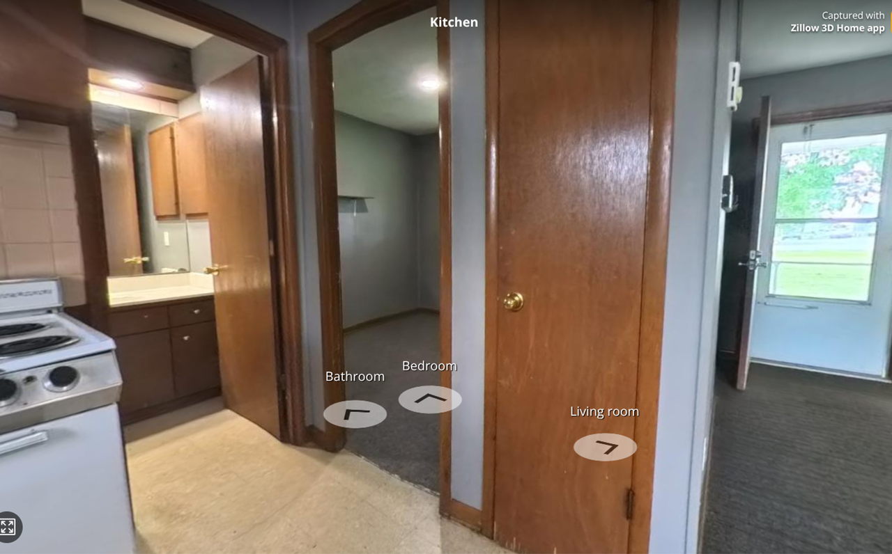 1214 S Blake St - Photo 4 of 13