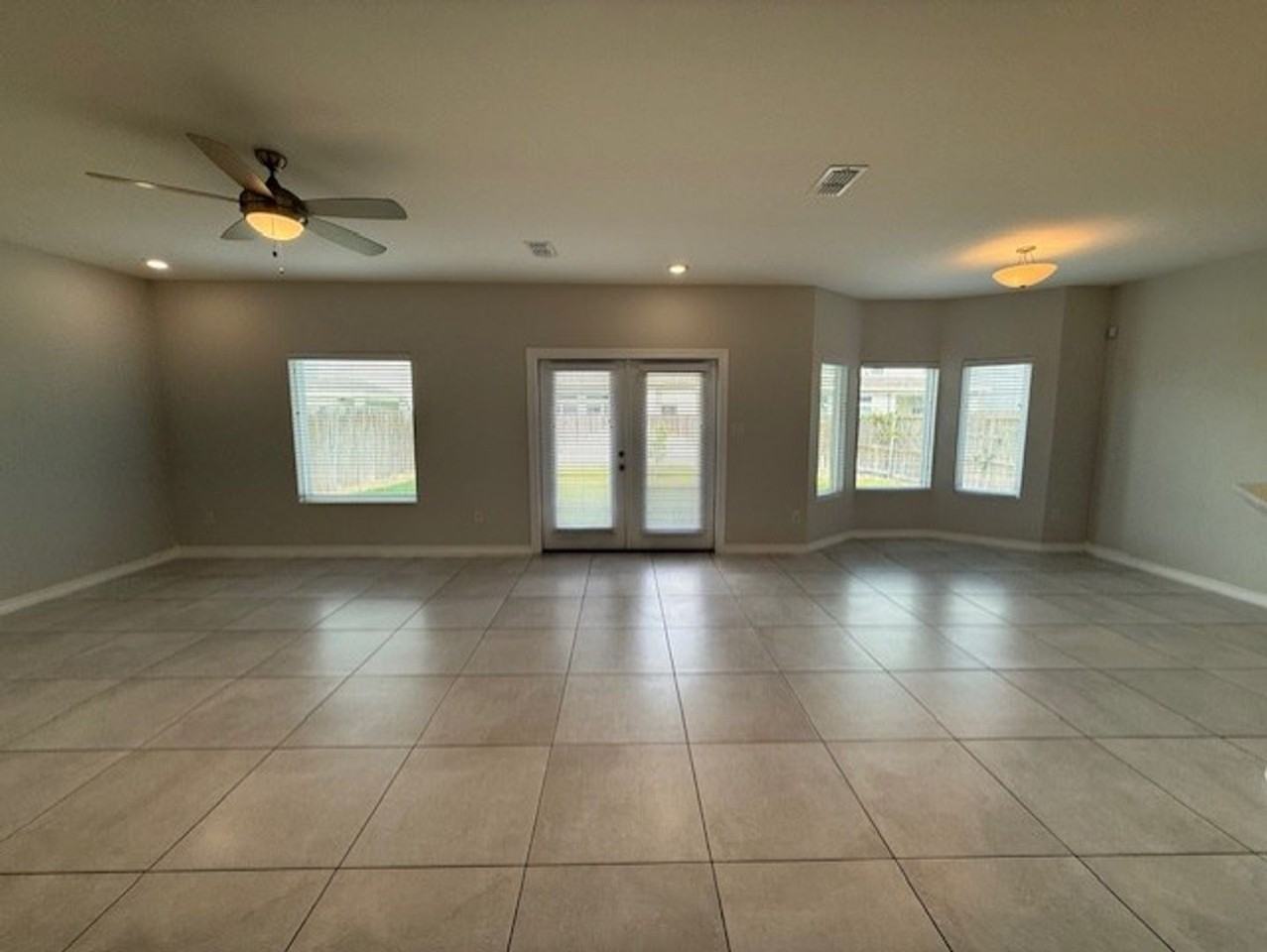 1325 Chital Dr - Photo 3 of 28
