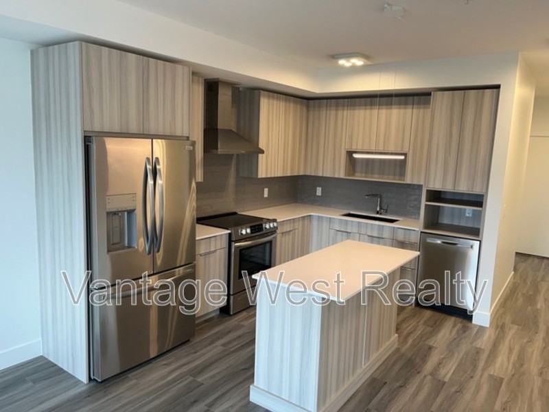 501C - Photo 2 of 12