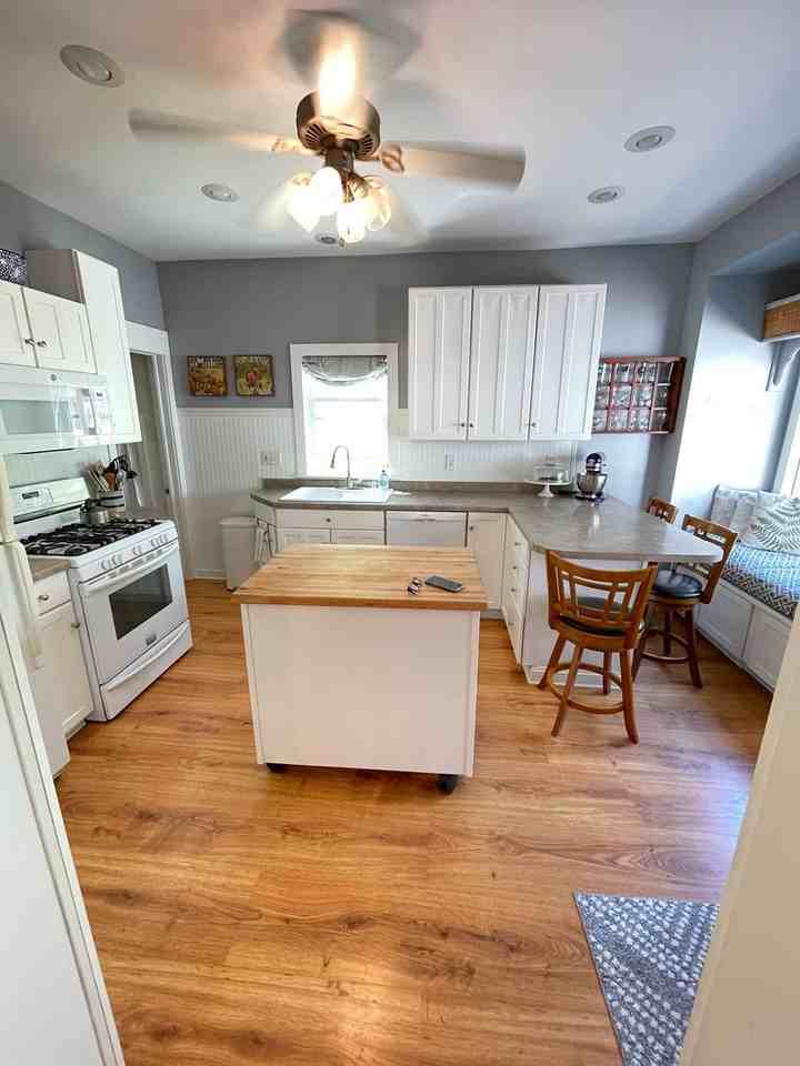 227 Isanti St - Photo 2 of 30