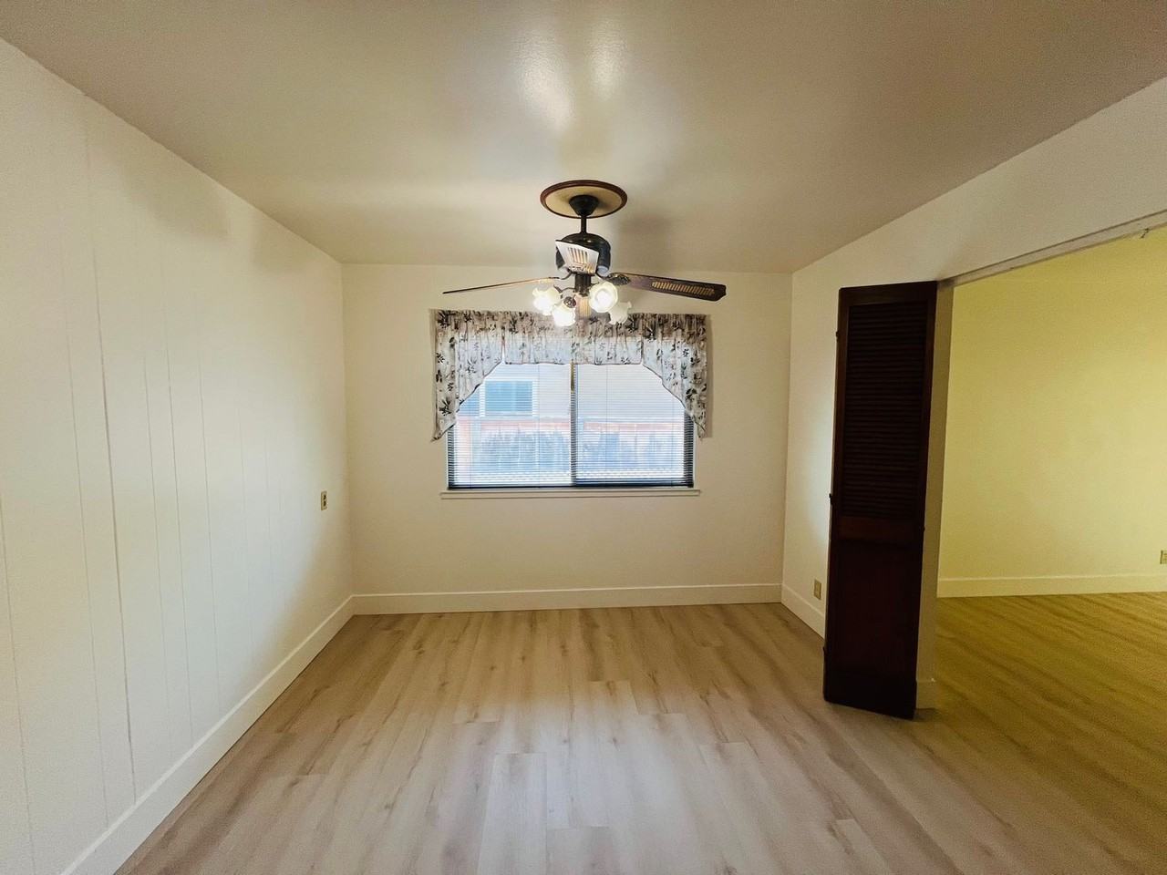 5771 W Walbrook Dr - Photo 3 of 15