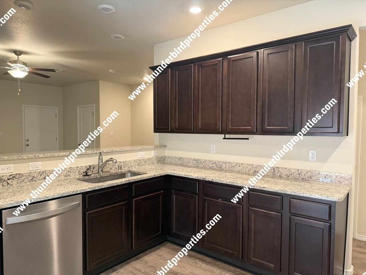 1523 Borrego Dr Se - Photo 4 of 26