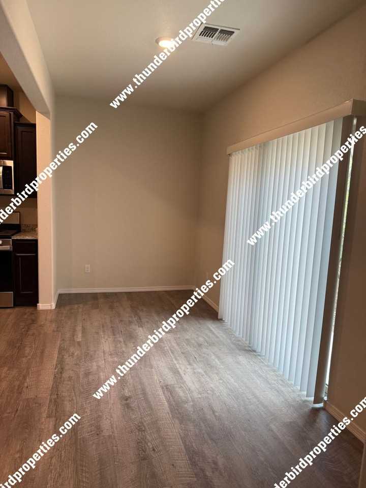 1523 Borrego Dr Se - Photo 7 of 26