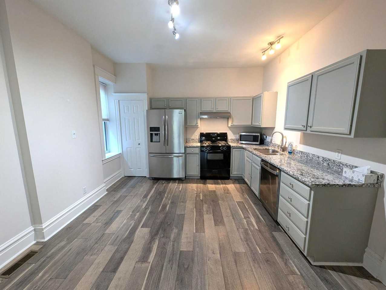 3674 Shaw Blvd #B - Photo 2 of 16