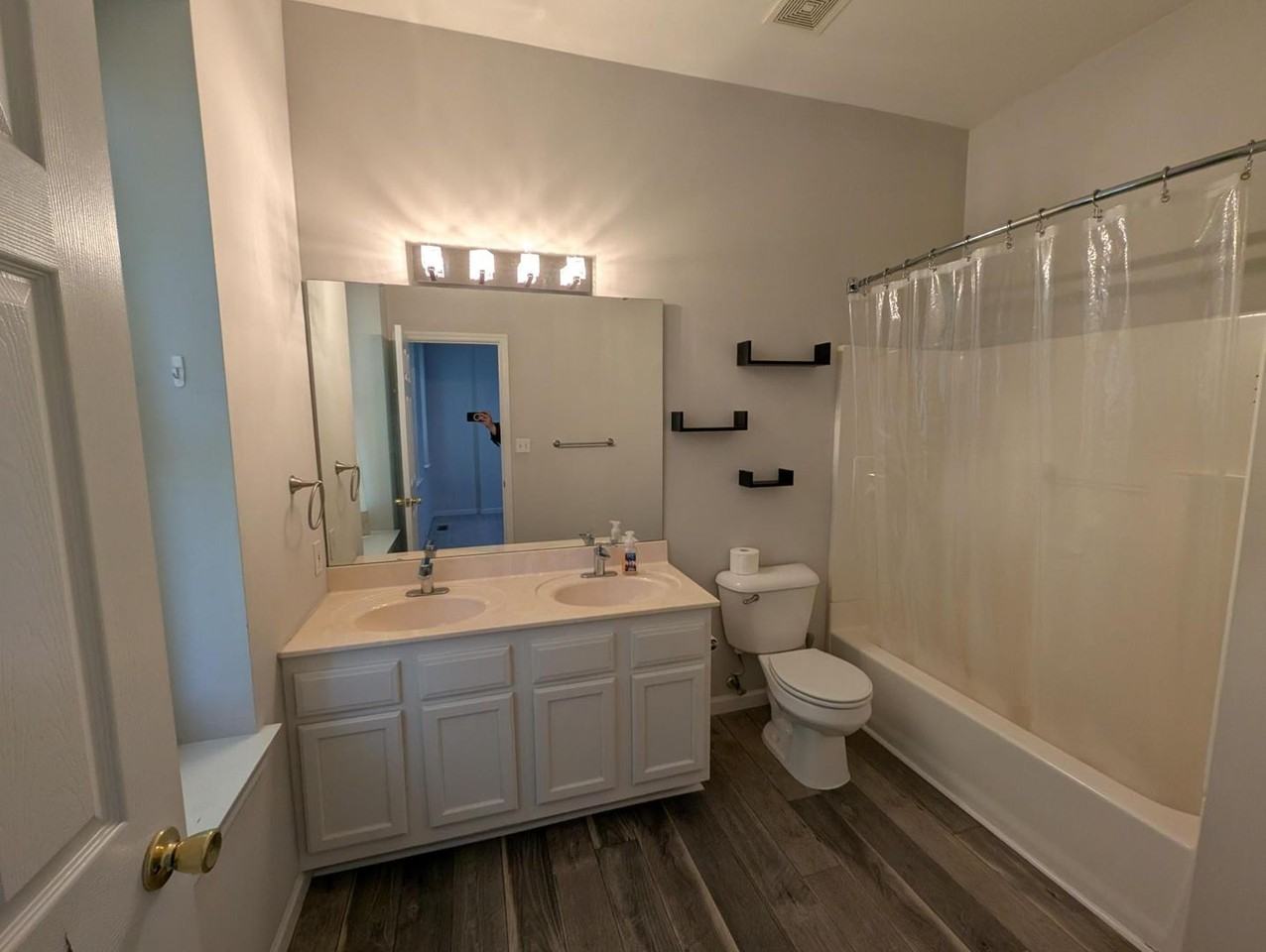 3674 Shaw Blvd #B - Photo 5 of 16