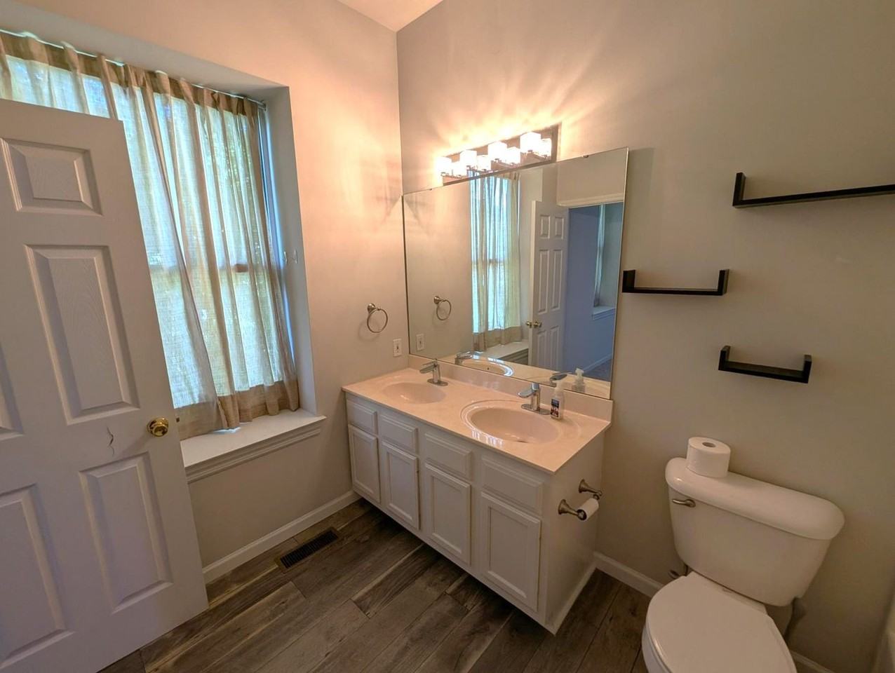 3674 Shaw Blvd #B - Photo 6 of 16