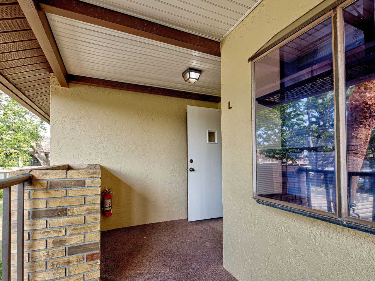 345 Three Lakes Ln #L - Photo 6 of 50