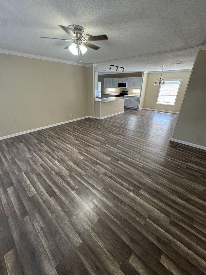 9116 Eagle Nest Dr - Photo 3 of 16