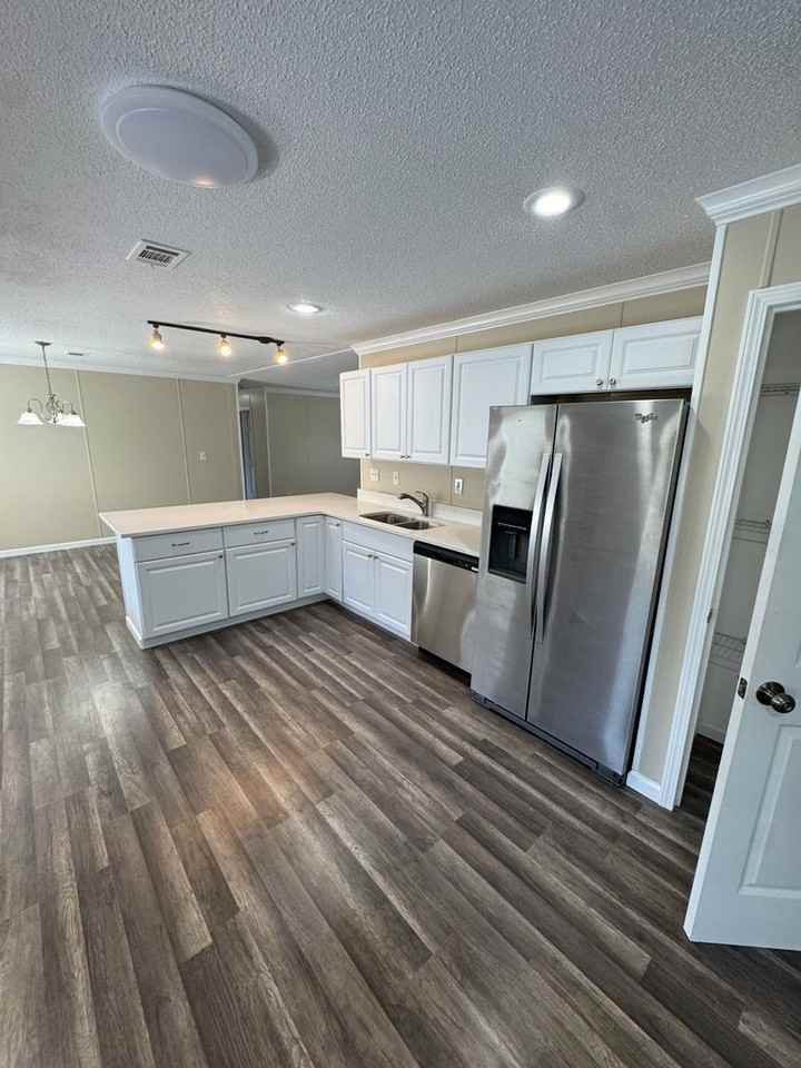 9116 Eagle Nest Dr - Photo 7 of 16