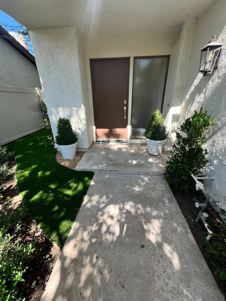 889 Shadow Lake Drive - Photo 3 of 36