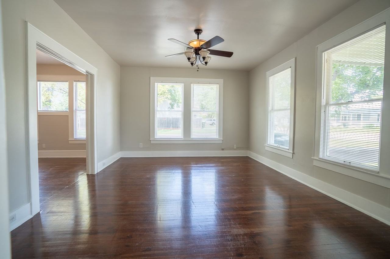 1002 S 13th St - Photo 6 of 14